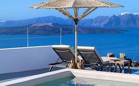 CAPE 9 Villas&Suites
